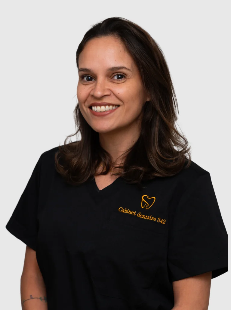 Dr Neves Naiara