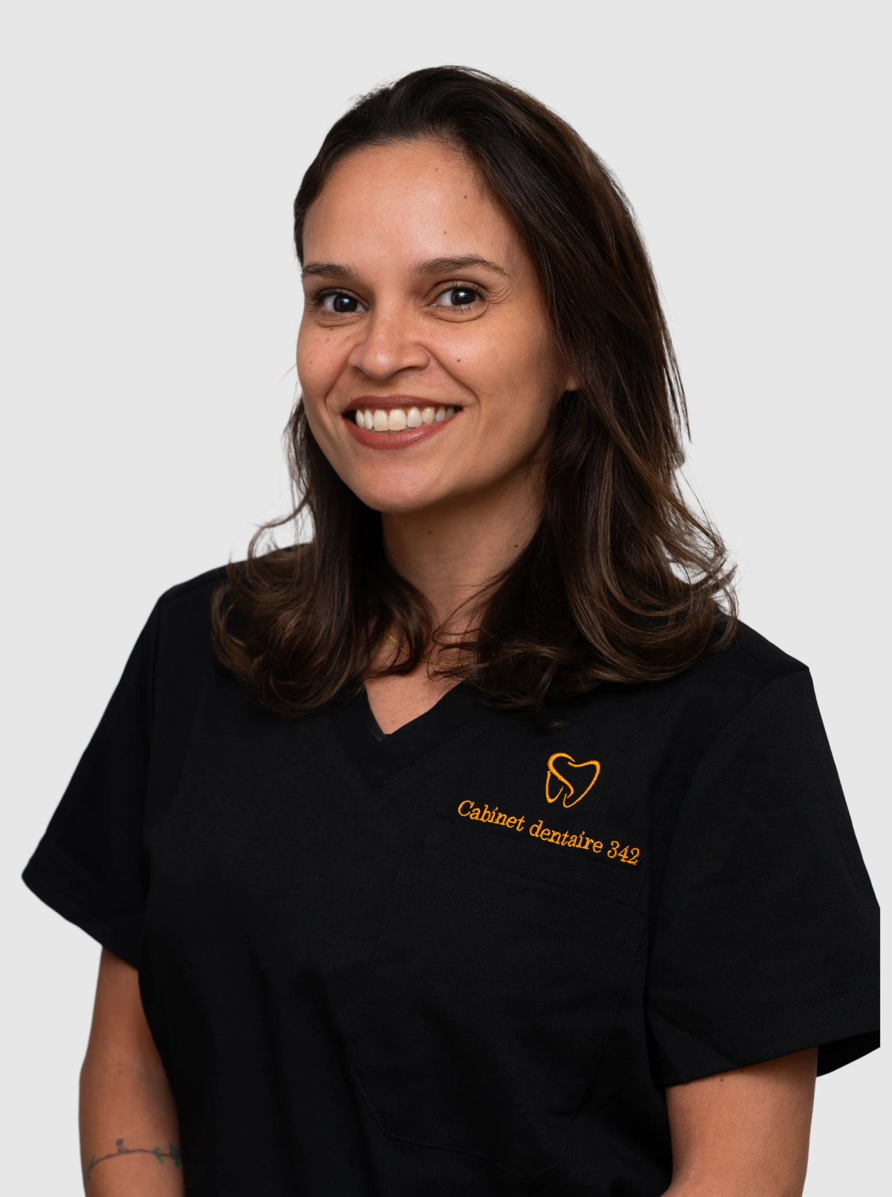 Dr Naiara Neves, dentiste à Saint-Cyr-sur-Mer